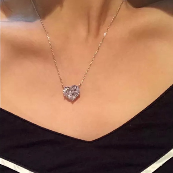 New 4Ct White Sapphire Heart Pendant Necklace - Picture 7 of 7